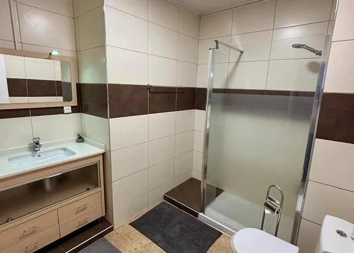 Fantastic Two Bed Close To The *